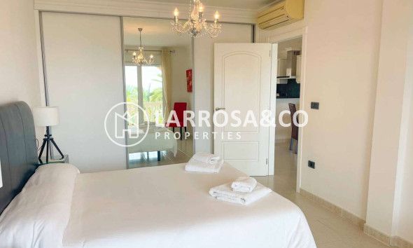 Resale - Apartment - Benissa Costa - Costa Blanca