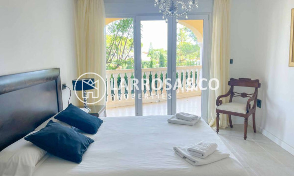Resale - Apartment - Benissa Costa - Costa Blanca