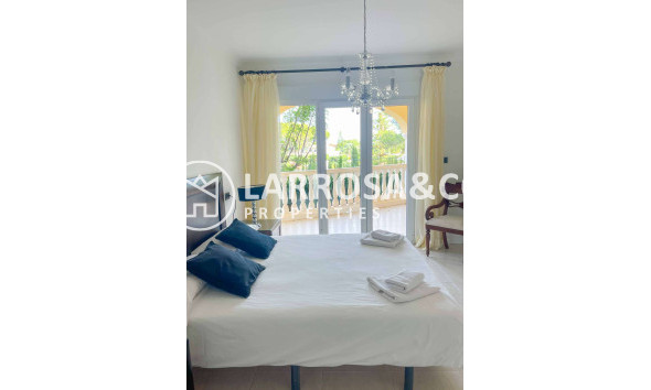 Resale - Apartment - Benissa Costa - Costa Blanca