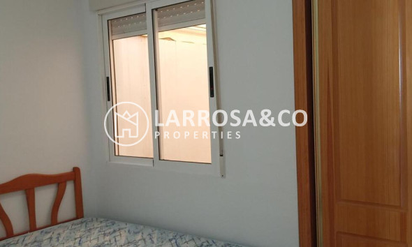 Resale - Apartment - Los Montesinos - PUEBLO CENTRO