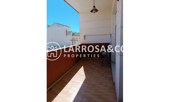 Reventa - Apartamento - Los Montesinos - Costa Blanca