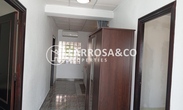 Resale - Semi-detached house - Los Montesinos - PUEBLO CENTRO