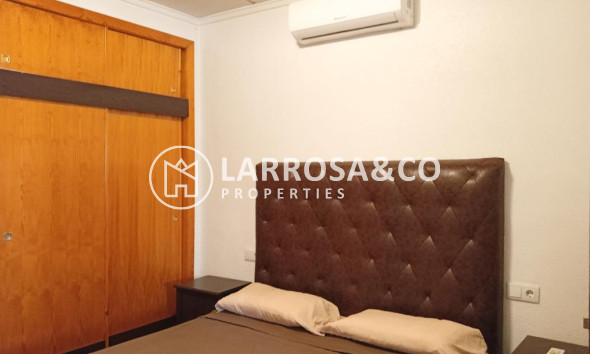 Resale - Semi-detached house - Los Montesinos - PUEBLO CENTRO