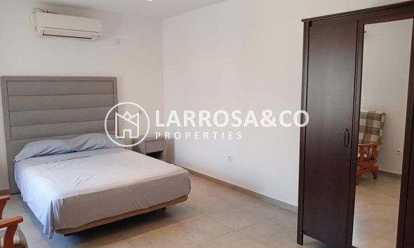 Resale - Semi-detached house - Los Montesinos - PUEBLO CENTRO