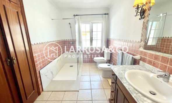 Resale - Detached House/Villa - Benijofar - Costa Blanca