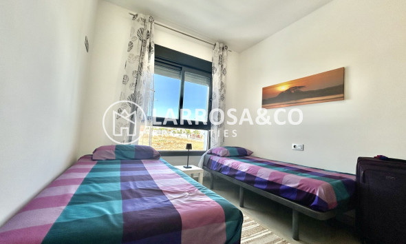 Resale - Apartment - Pilar de la Horadada - Costa Blanca