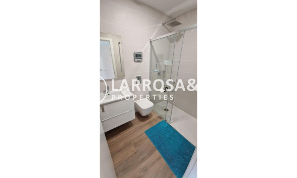 Resale - Apartment - Villamartin - Costa Blanca