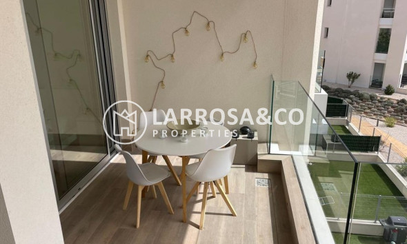 Resale - Apartment - Villamartin - Costa Blanca