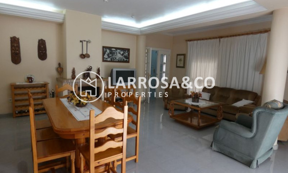 Resale - Detached House/Villa - Almoradí - Inland