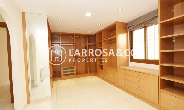 Resale - Detached House/Villa - Altea - Costa Blanca