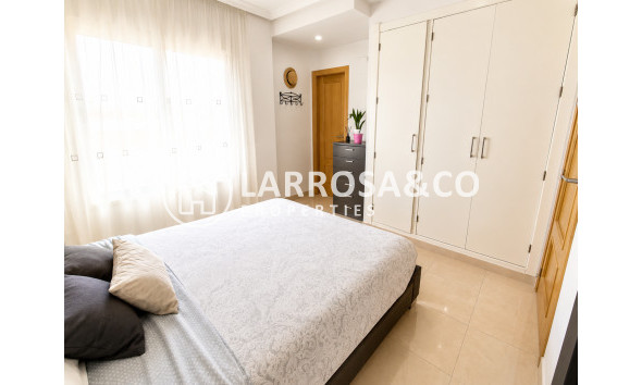 Resale - Apartment - Almoradí - Inland