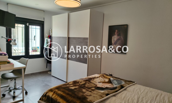 Resale - Country house - Los Montesinos - Costa Blanca