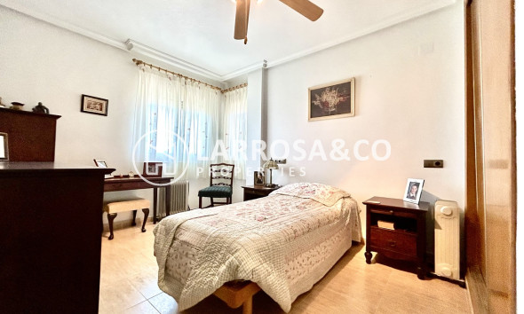 Herverkoop - Apartment - Almoradí - Inland