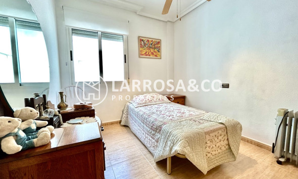 Herverkoop - Apartment - Almoradí - Inland