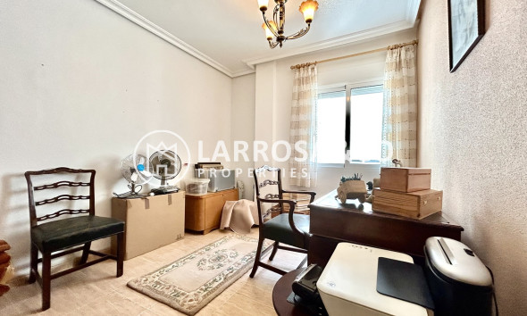 Herverkoop - Apartment - Almoradí - Inland