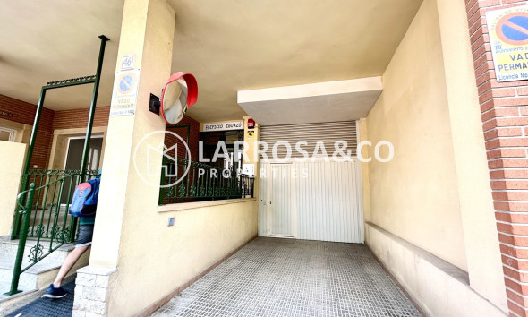 Herverkoop - Apartment - Almoradí - Inland
