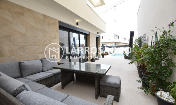 Resale - Detached House/Villa - Los Montesinos - Costa Blanca