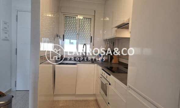 Resale - Apartment - Almoradí