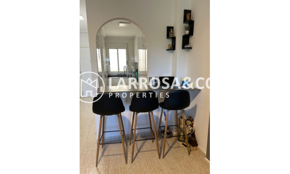 Resale - Apartment - Almoradí