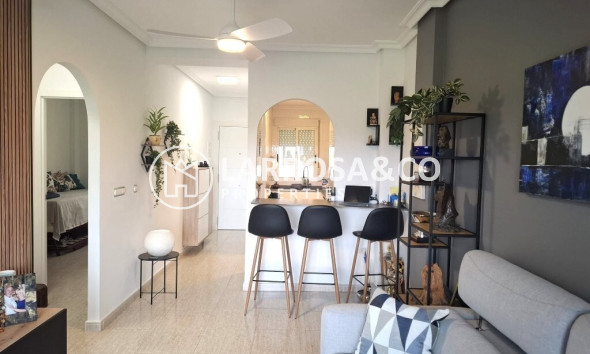 Resale - Apartment - Almoradí