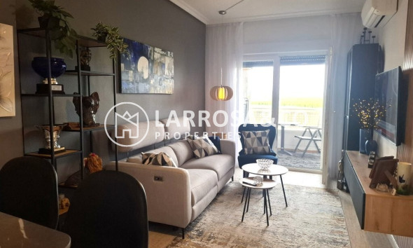 Resale - Apartment - Almoradí