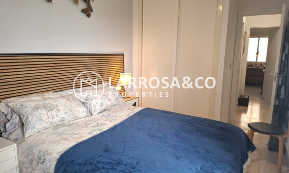 Resale - Apartment - Almoradí