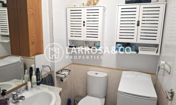 Resale - Apartment - Almoradí
