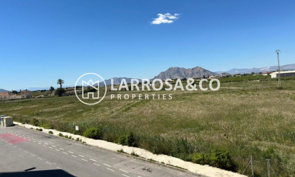 Resale - Apartment - Almoradí