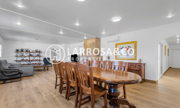 Resale - Detached House/Villa - Los Montesinos - Costa Blanca