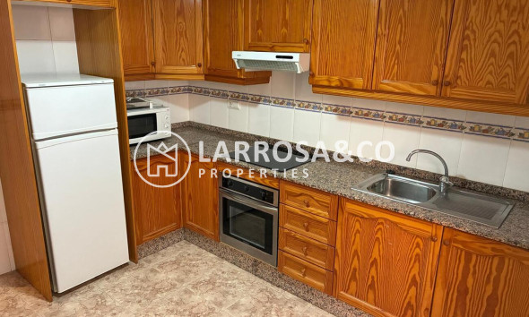 Resale - Apartment - Almoradí - Costa Blanca
