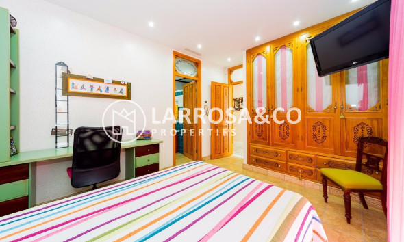 Resale - Country house - Almoradí - Inland