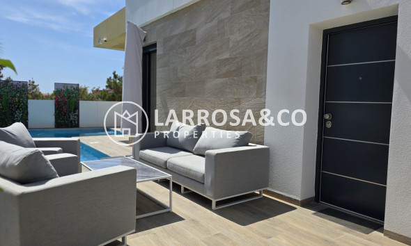 Resale - Detached House/Villa - Los Montesinos - Costa Blanca