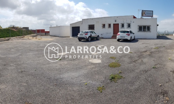 Resale - Country house - Los Montesinos - LOS MONTESINOS