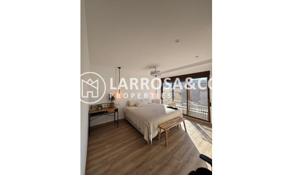 Resale - Apartment - Almoradí - Centro urbano 2
