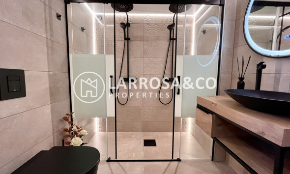 Resale - Apartment - Almoradí - Inland