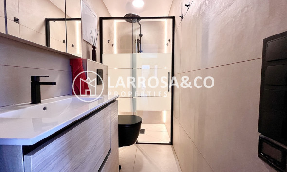 Resale - Apartment - Almoradí - Inland