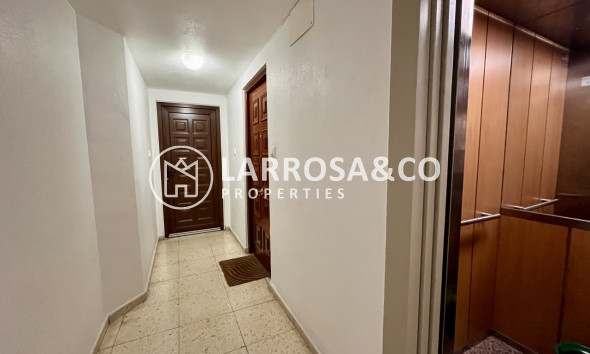 Resale - Apartment - Almoradí - Inland