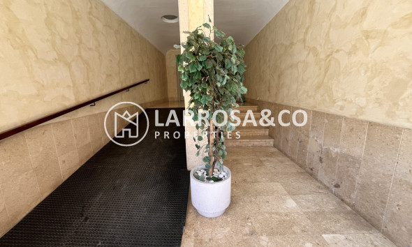 Resale - Apartment - Almoradí - Inland