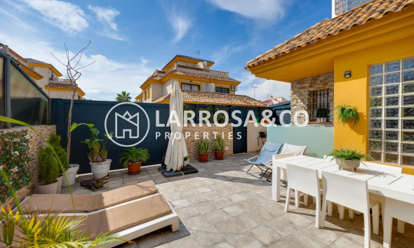 Resale - Detached House/Villa - Los Montesinos - La Herrada