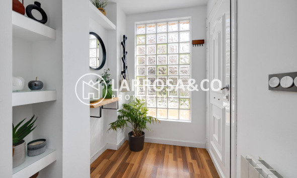 Resale - Detached House/Villa - Los Montesinos - La Herrada