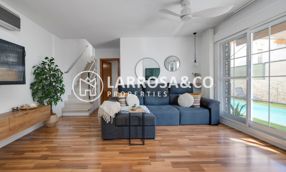 Resale - Detached House/Villa - Los Montesinos - La Herrada