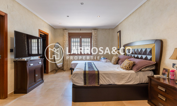 Resale - Detached House/Villa - Los Montesinos - Costa Blanca