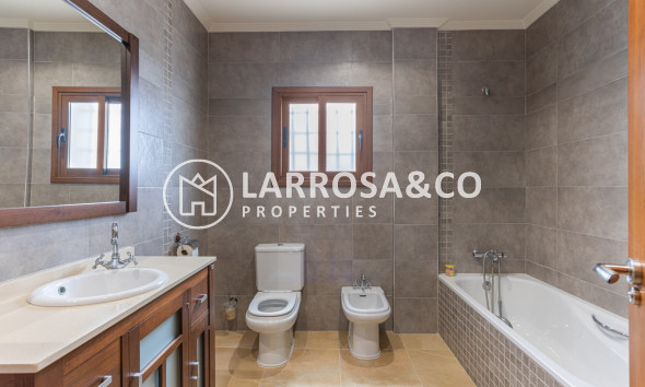 Resale - Detached House/Villa - Los Montesinos - Costa Blanca