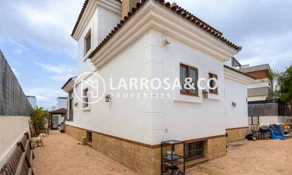 Resale - Detached House/Villa - Los Montesinos - Costa Blanca
