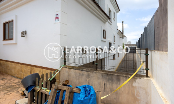 Resale - Detached House/Villa - Los Montesinos - Costa Blanca