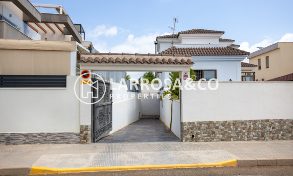 Resale - Detached House/Villa - Los Montesinos - Costa Blanca