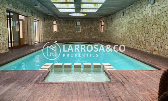 Resale - Apartment - Benissa Costa - Costa Blanca