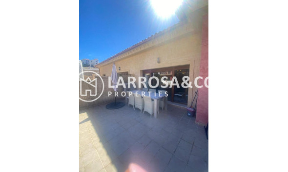 Resale - Apartment - Benissa Costa - Costa Blanca