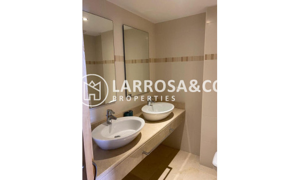 Resale - Apartment - Benissa Costa - Costa Blanca