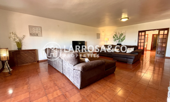 Resale - Detached House/Villa - La Nucia - Costa Blanca